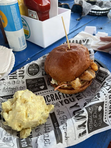 Jerry's Dockside Bar & Grill photo 4